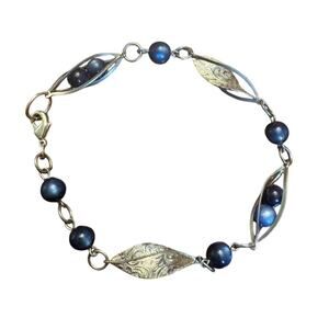 Vintage silver tone twisted leaf filligree blue bracelet size XL large wrist